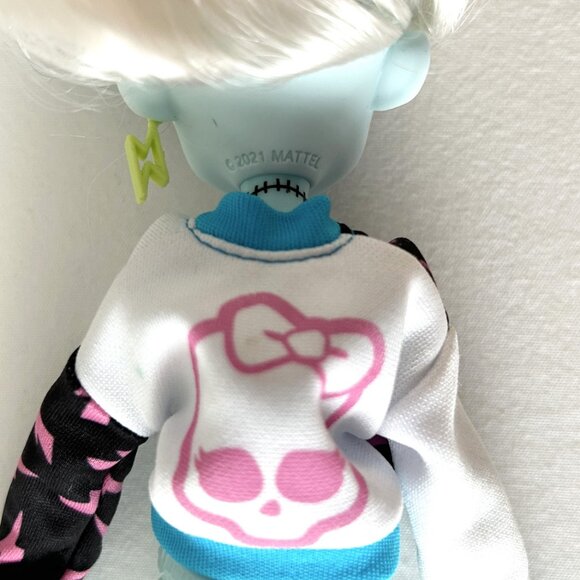 MONSTER HIGH Frankie Stein Doll Varsity Jacket Earring Blue Black Hair Posable - Picture 6 of 6